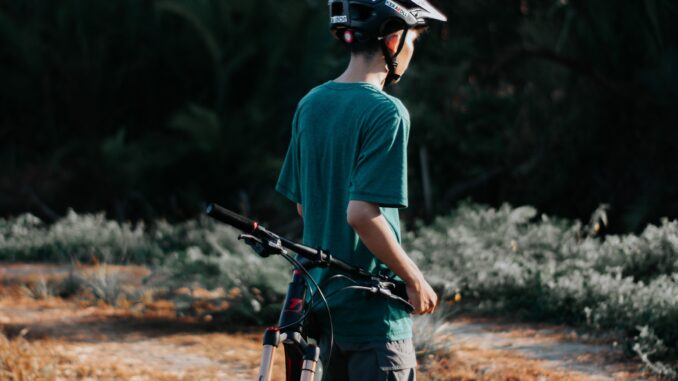 pexels-asep-syaeful-bahri-5464319 Find den rigtige hjelm