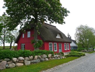 Når du køber hus, er det en god idé at få en ejerskifteforsikring.